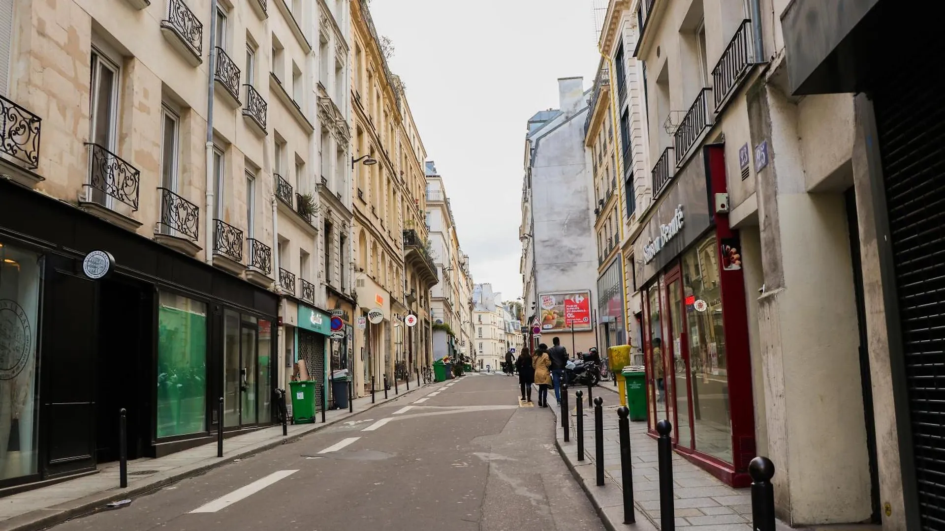 Spacieux Appartement En Plein Coeur De פריז 0*,